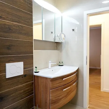 Beautiful Modern 60m2 * Leverkusen